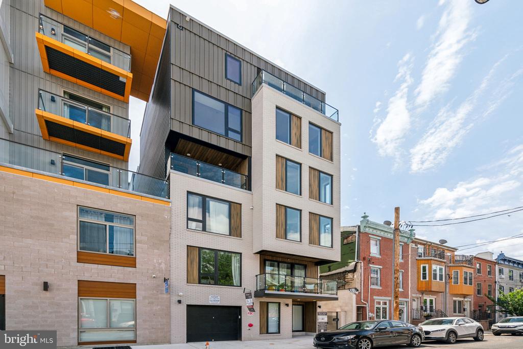 1139 N 3RD STREET 41 PH10