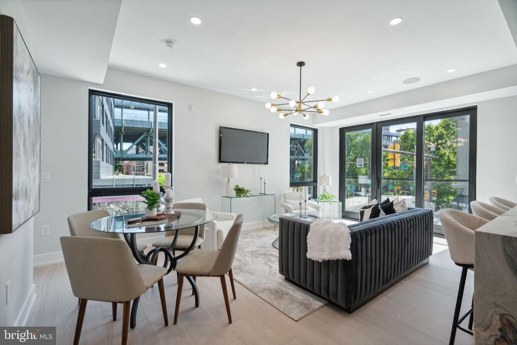 160 N 2ND STREET 64 201
