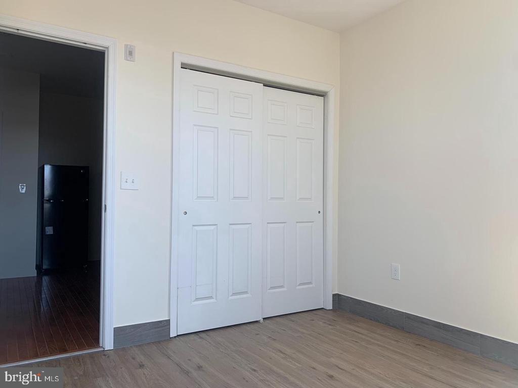 434 S 52ND STREET 3F