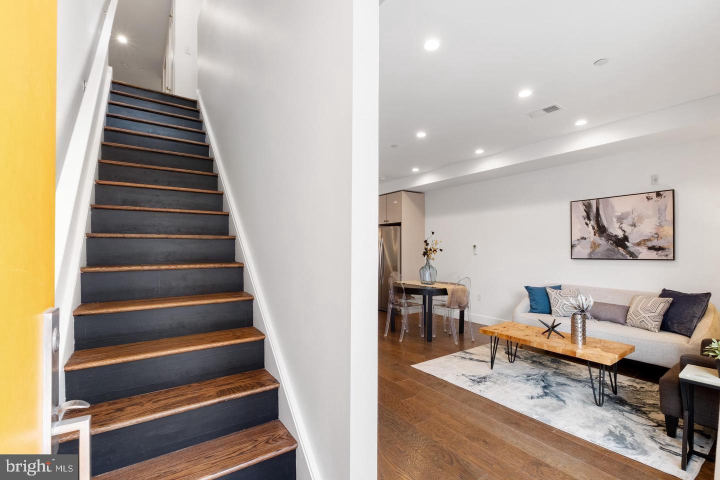 2019 BLAIR STREET 3A