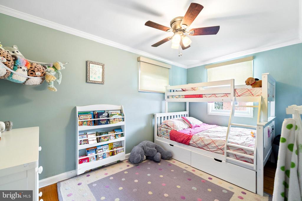 3619 GYPSY LANE