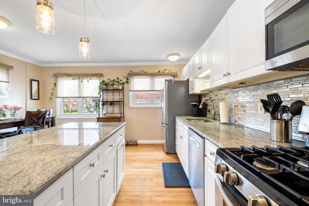 3619 GYPSY LANE