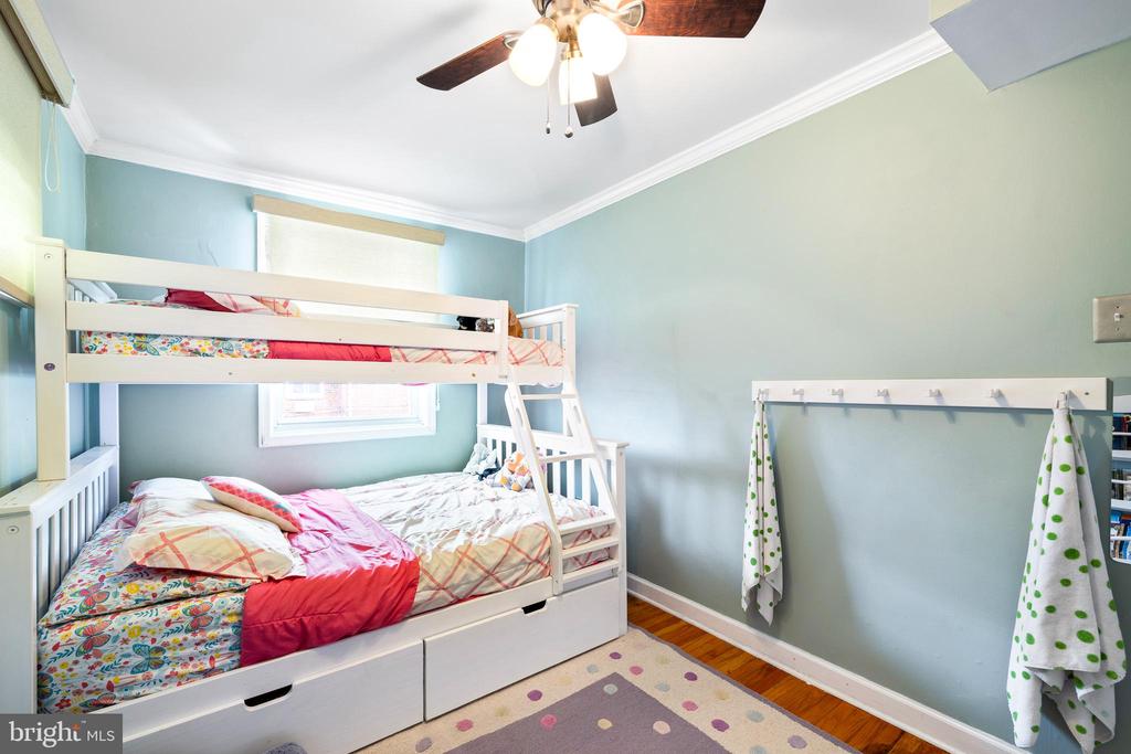 3619 GYPSY LANE