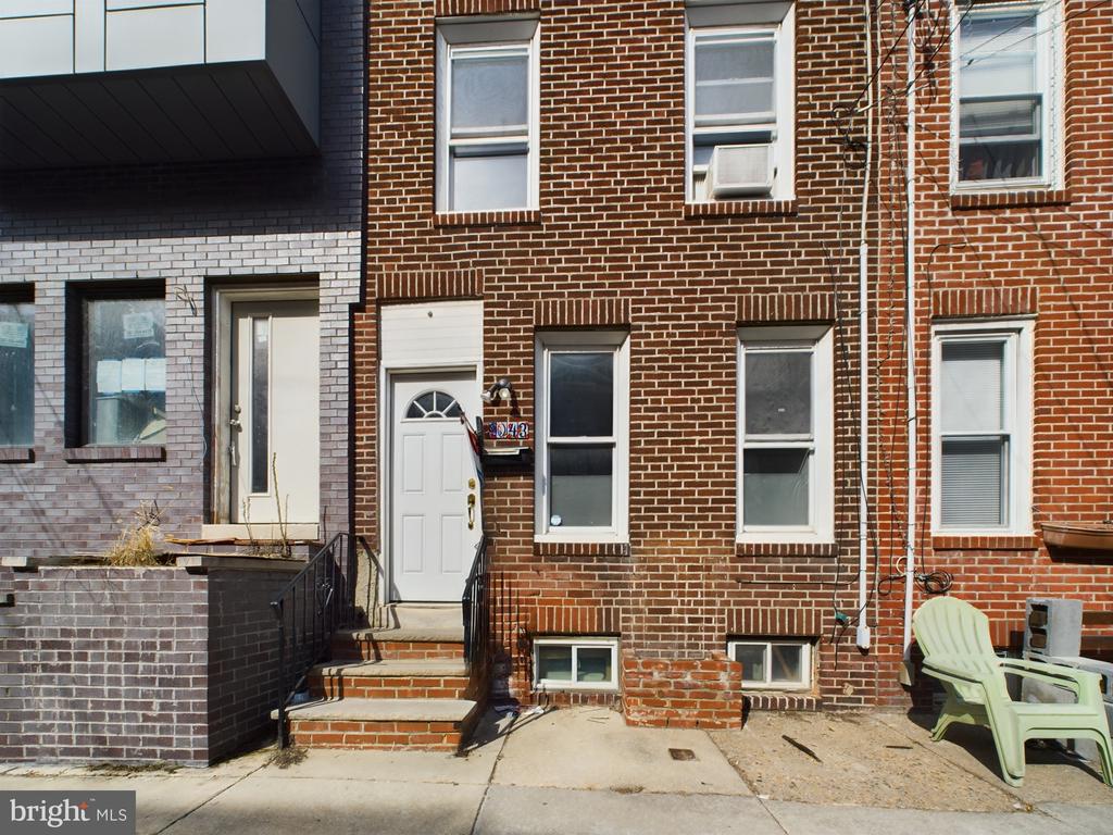 2043 GERRITT STREET