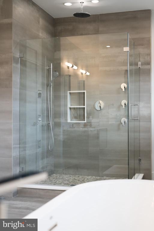 48 N 3RD STREET 4