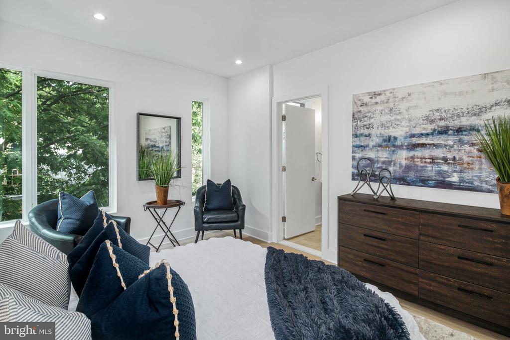 48 N 3RD STREET 4