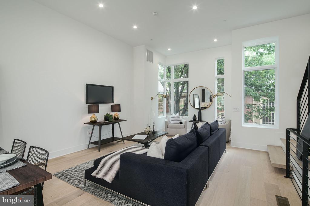 48 N 3RD STREET 4