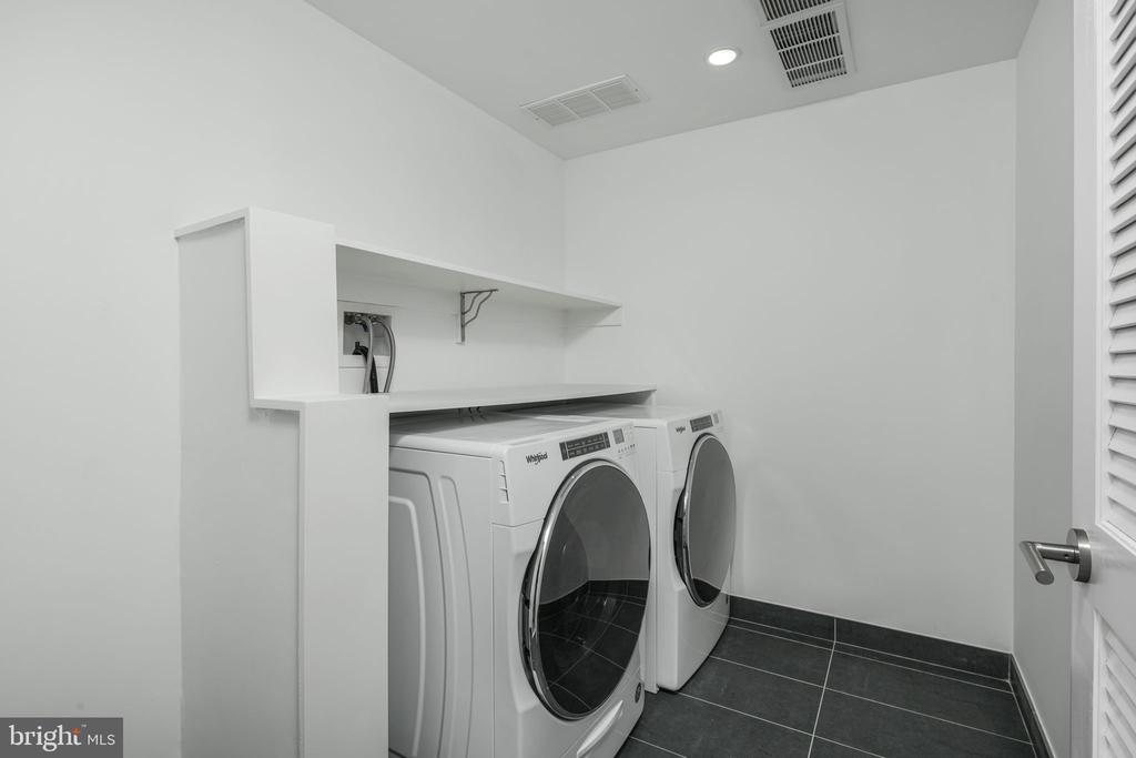 48 N 3RD STREET 4