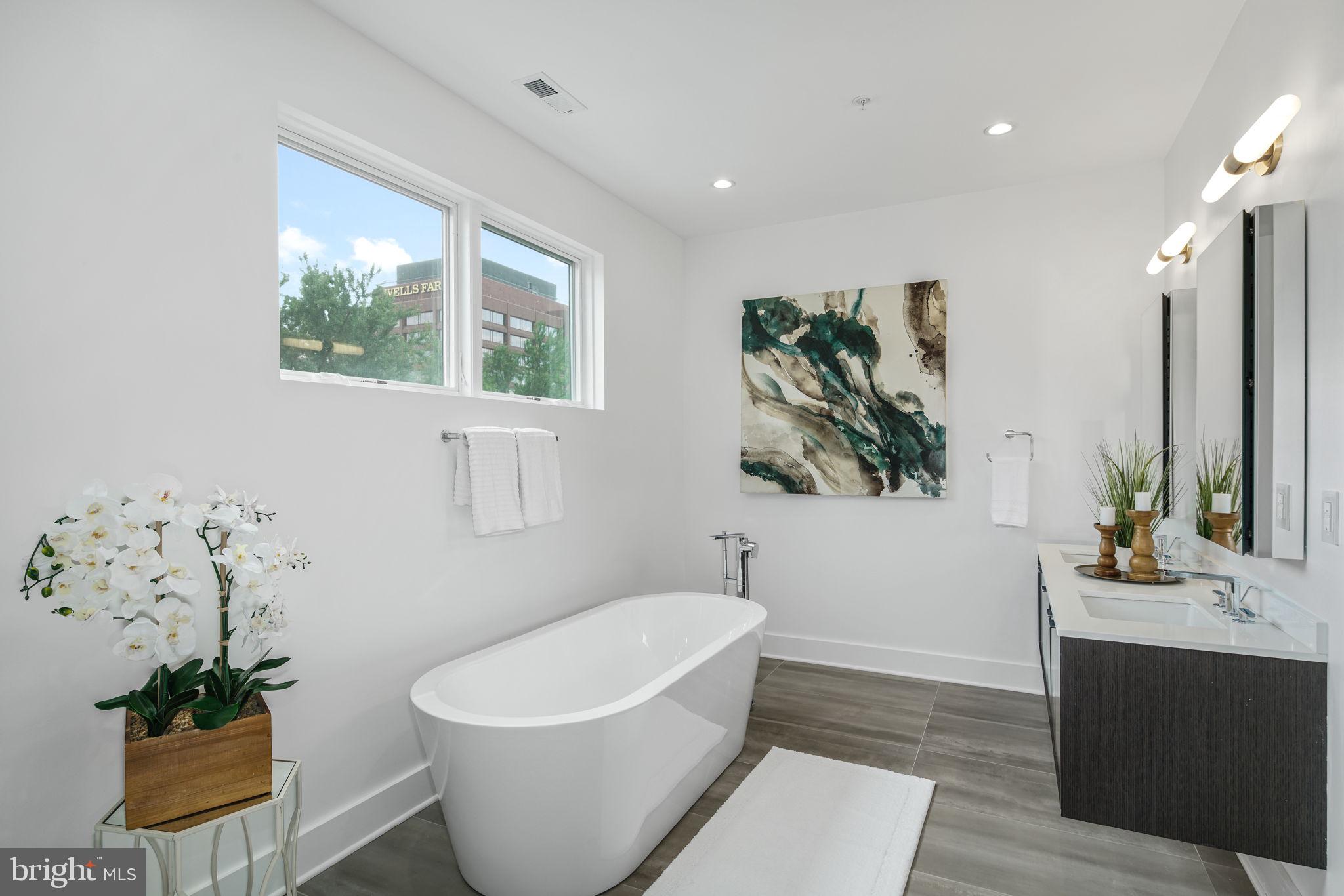 48 N 3RD STREET 4