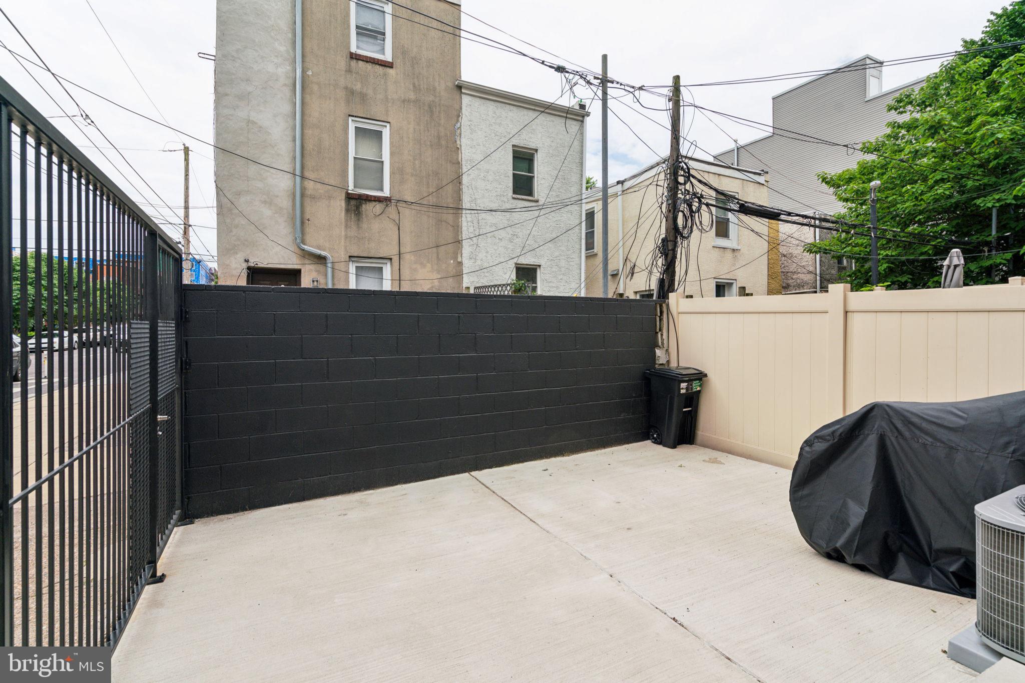 2200 CHRISTIAN STREET A1