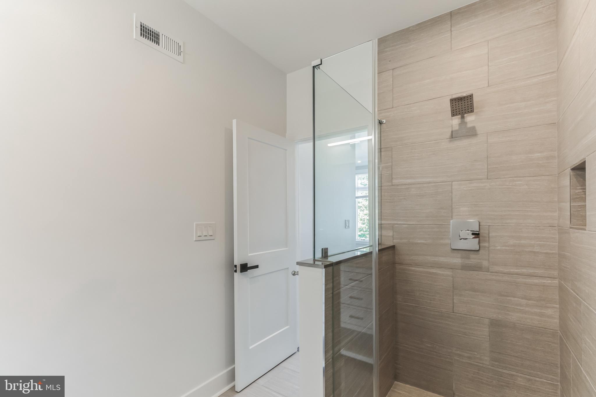 1303 N 25TH 2