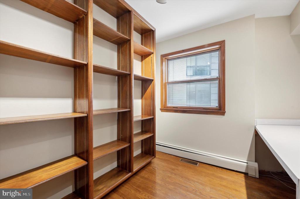 410 SAINT JOHN NEUMANN WAY