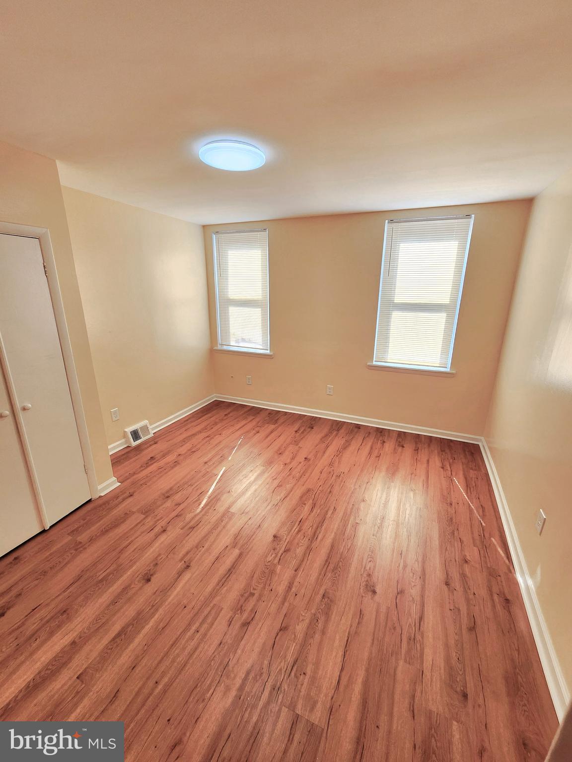 1337 S HOLLYWOOD STREET