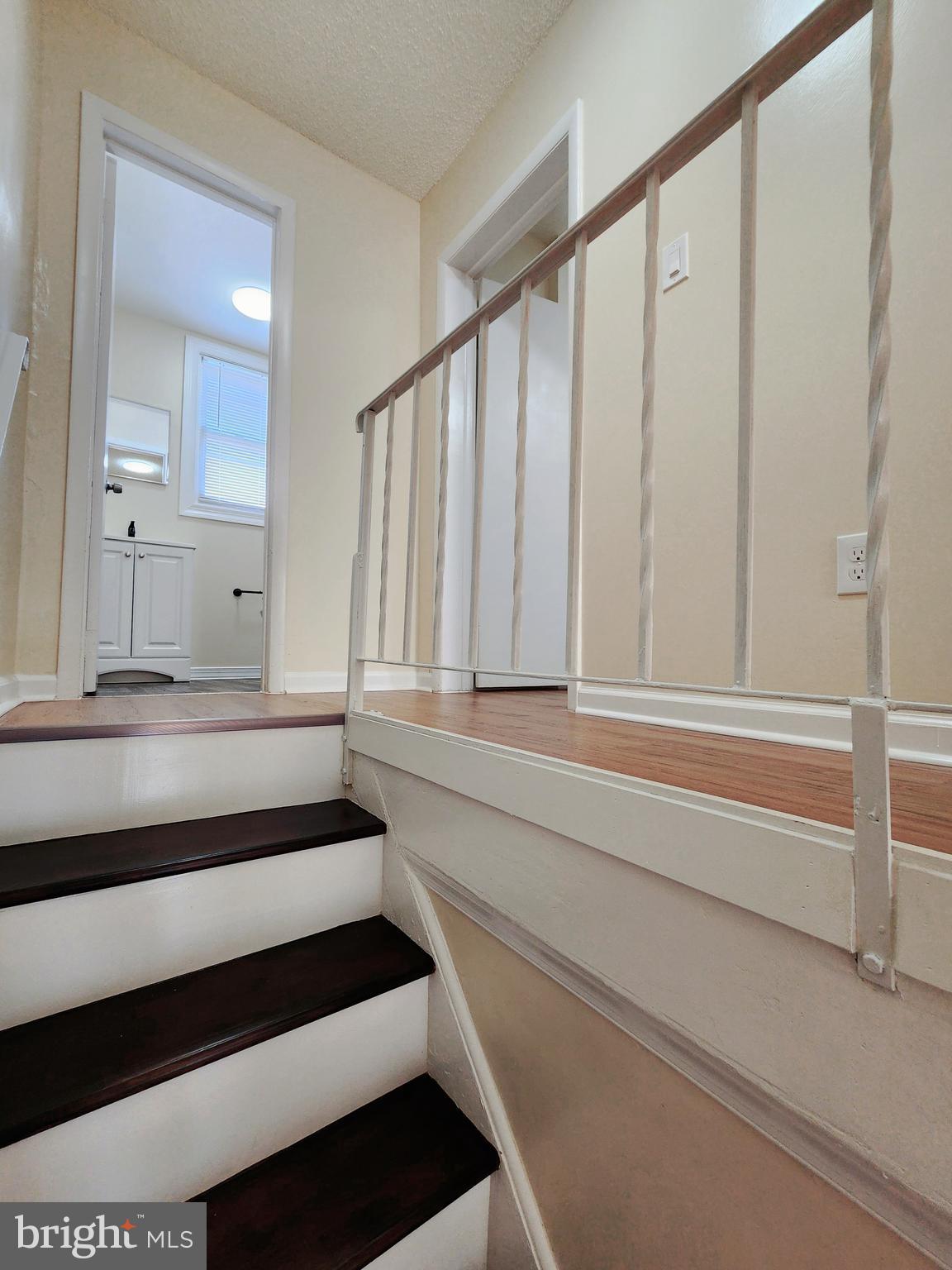 1337 S HOLLYWOOD STREET