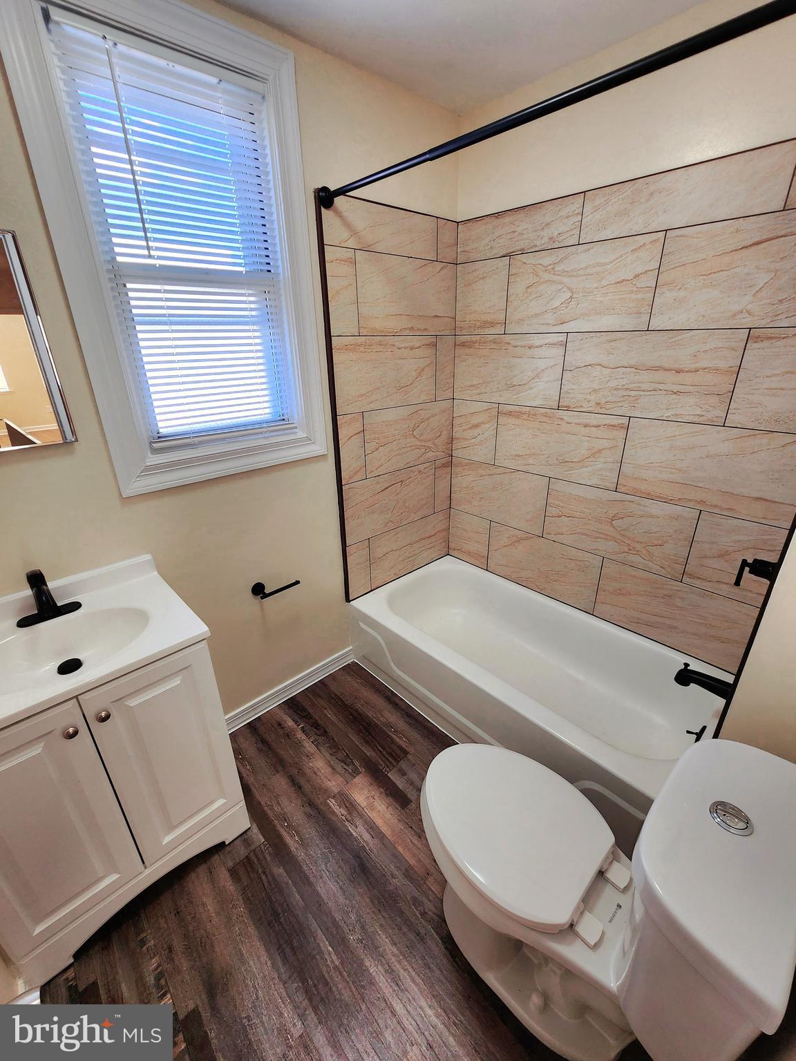 1337 S HOLLYWOOD STREET