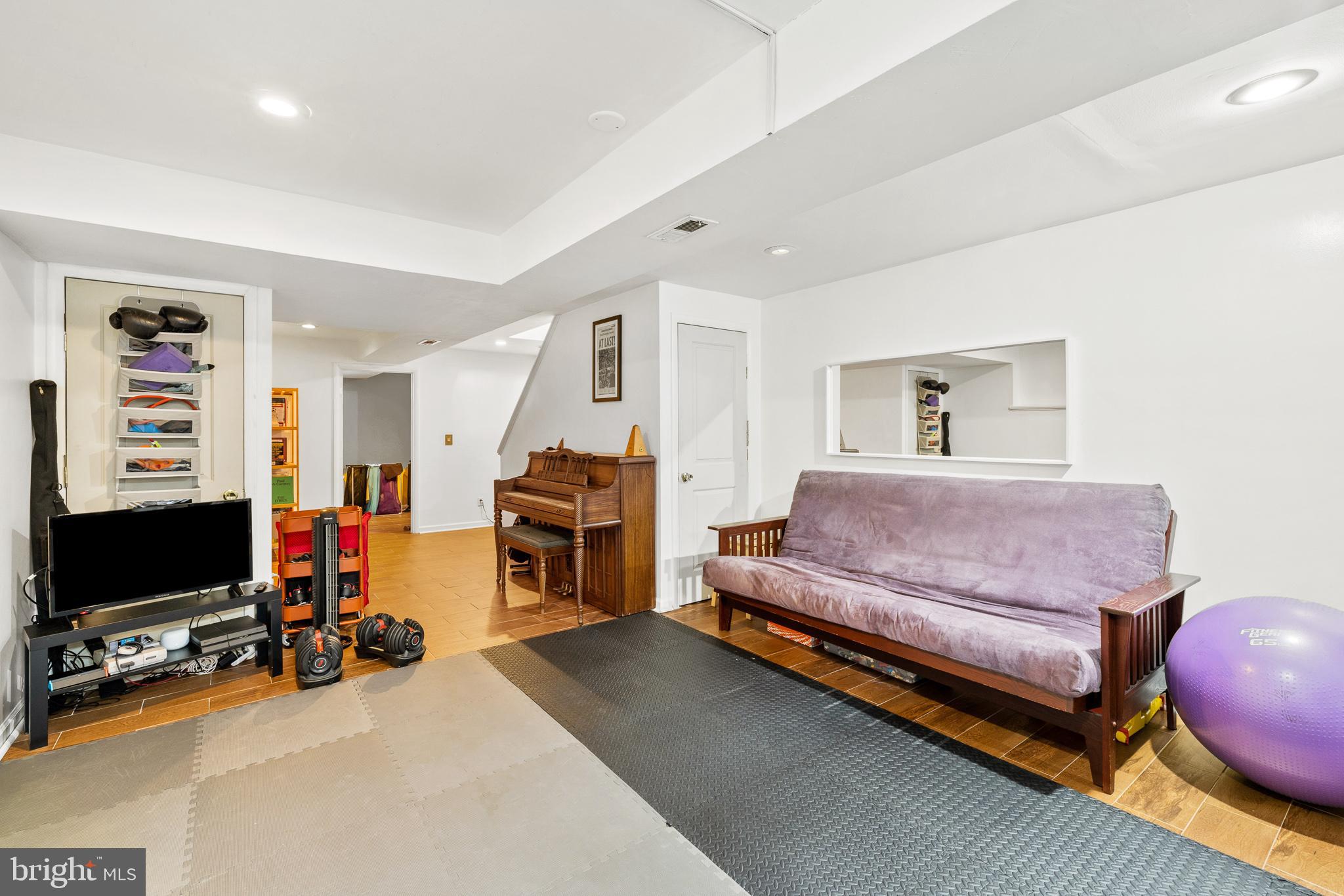 401 OLIVE STREET