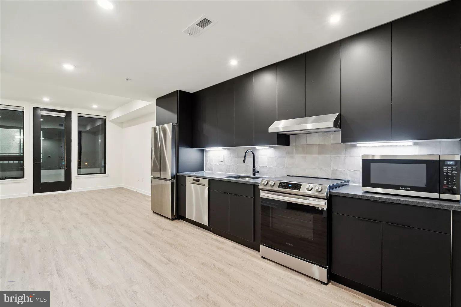 500 N 13TH STREET 405A