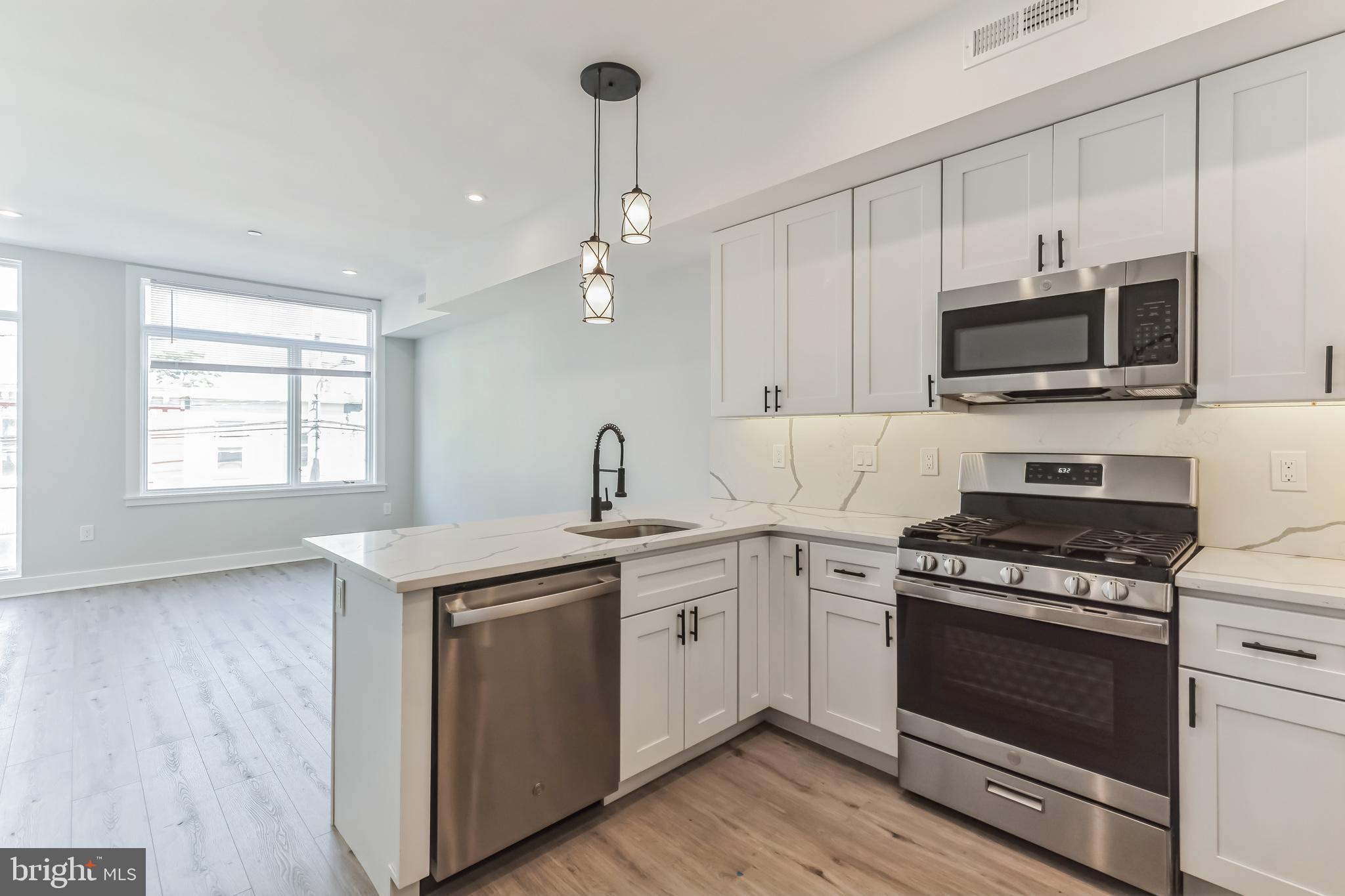 1305 N 25TH B