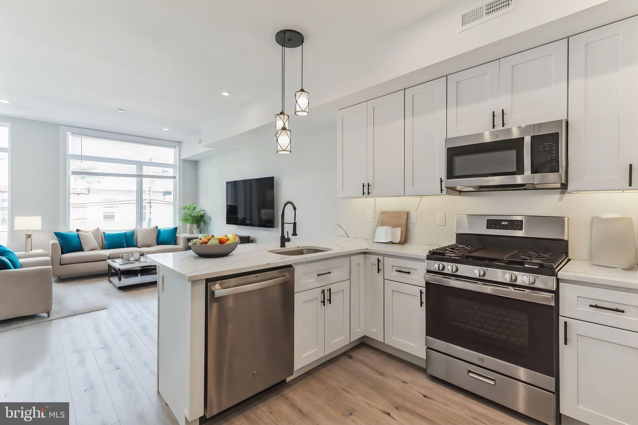 1305 N 25TH B