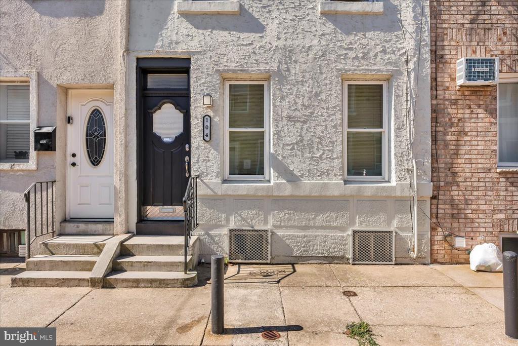 104 SIGEL STREET