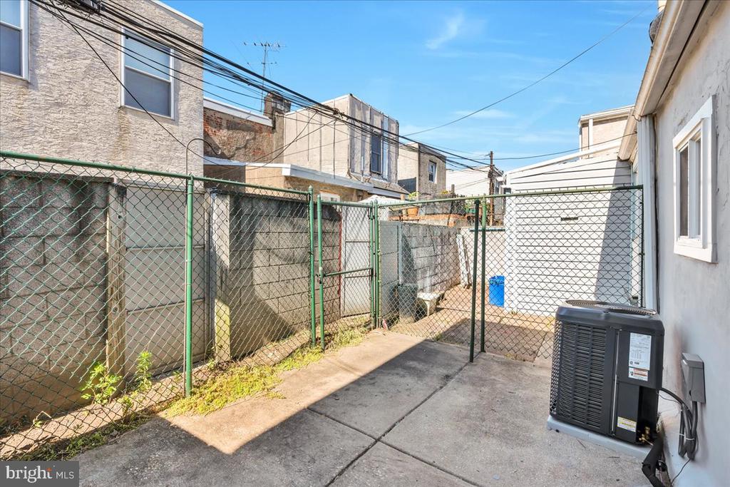 104 SIGEL STREET