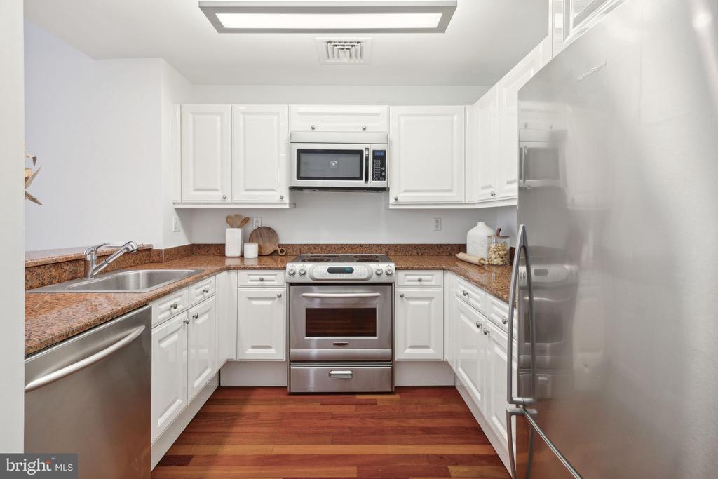 1500 CHESTNUT STREET 6H