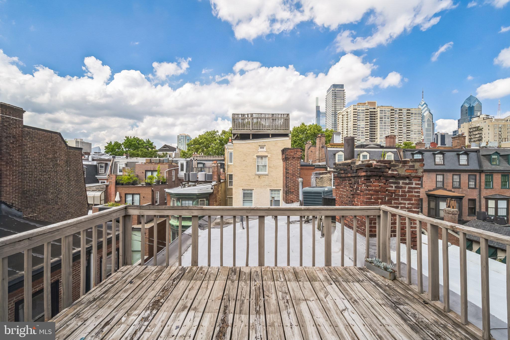 2027 PINE STREET 3F