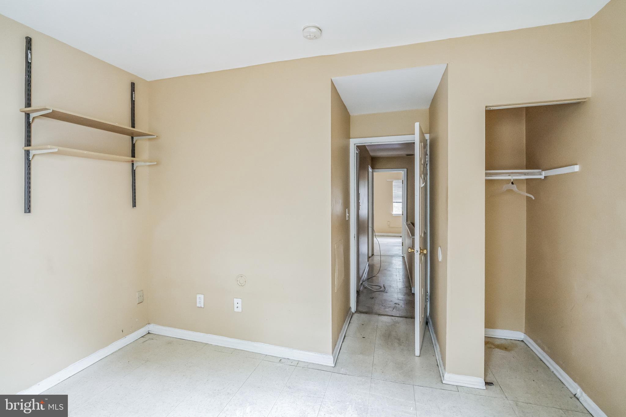 3852 SPRING GARDEN STREET 54