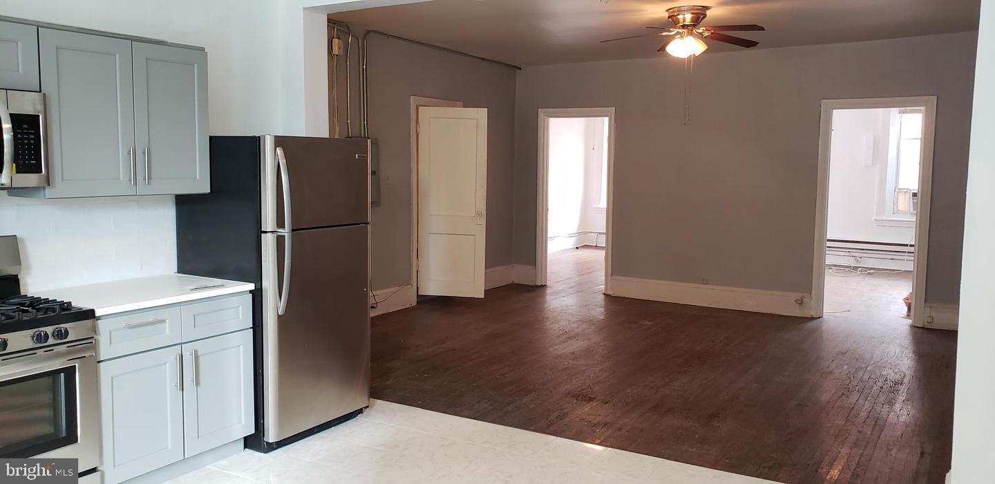 1304 WALNUT STREET 3