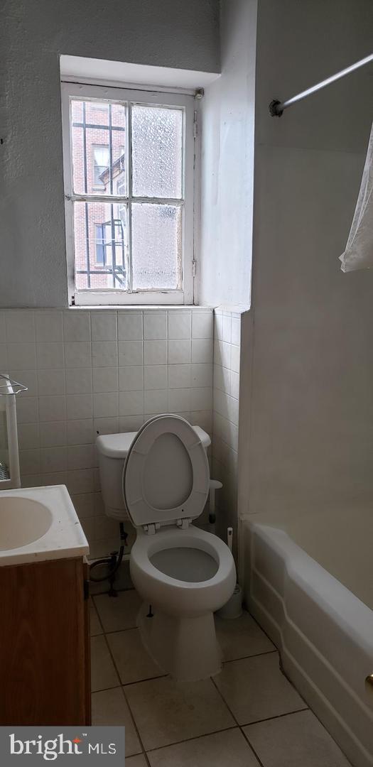 1304 WALNUT STREET 3