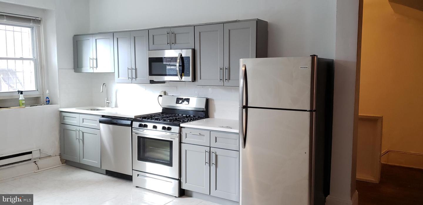 1304 WALNUT STREET 3