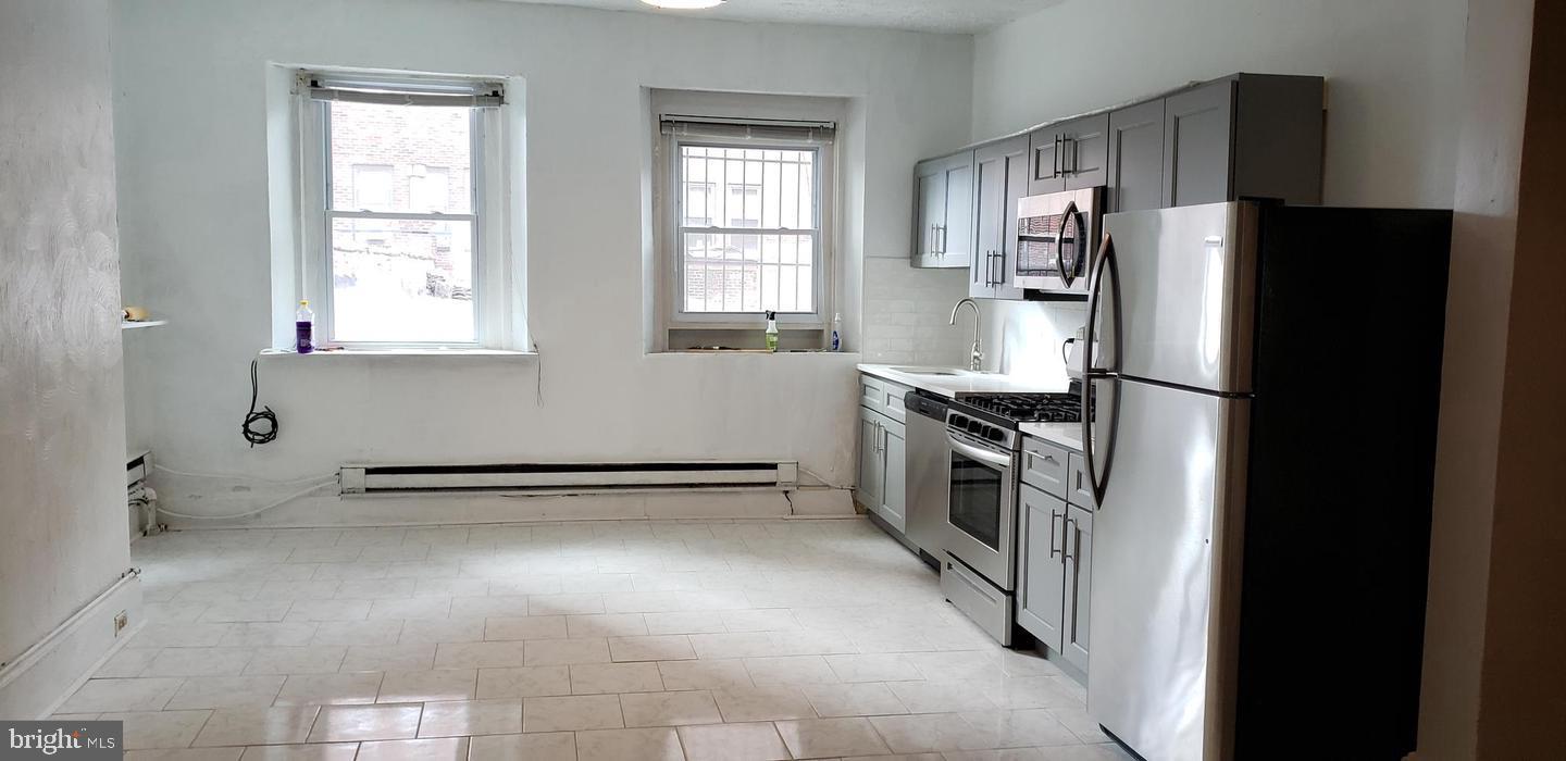 1304 WALNUT STREET 3