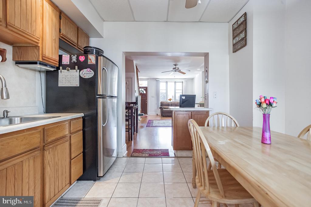 2406 S 4TH STREET