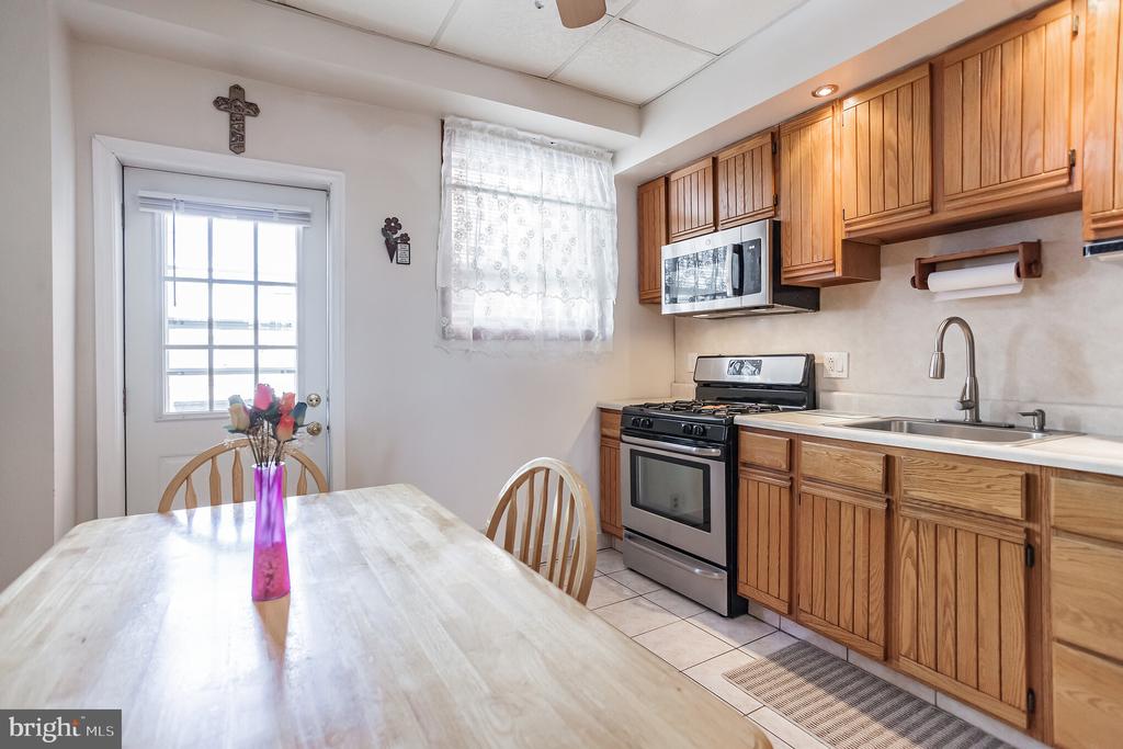2406 S 4TH STREET