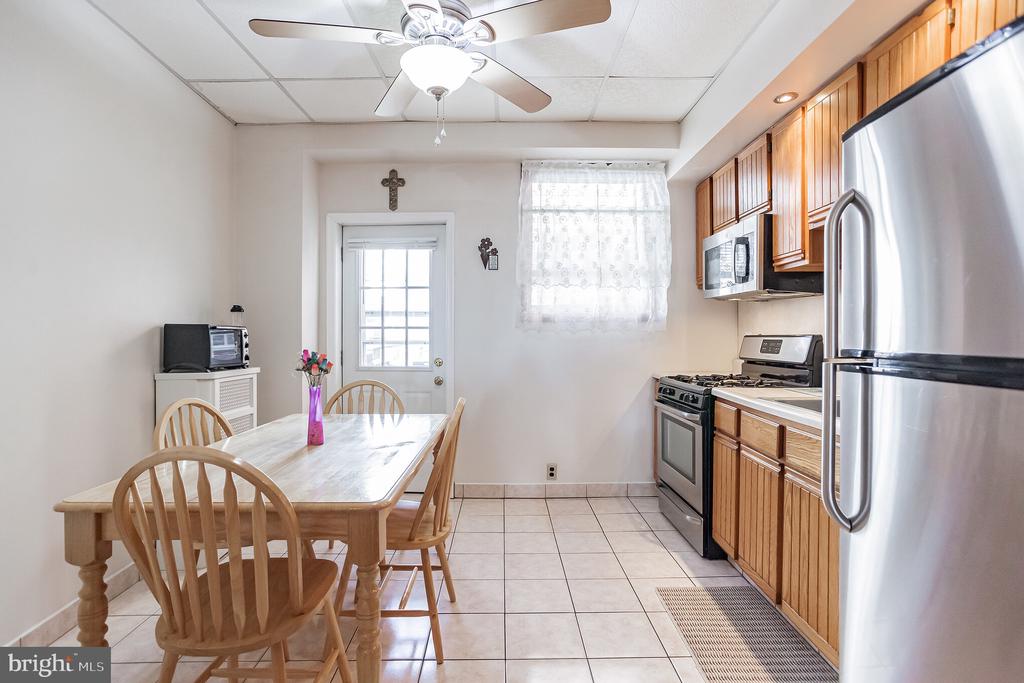 2406 S 4TH STREET