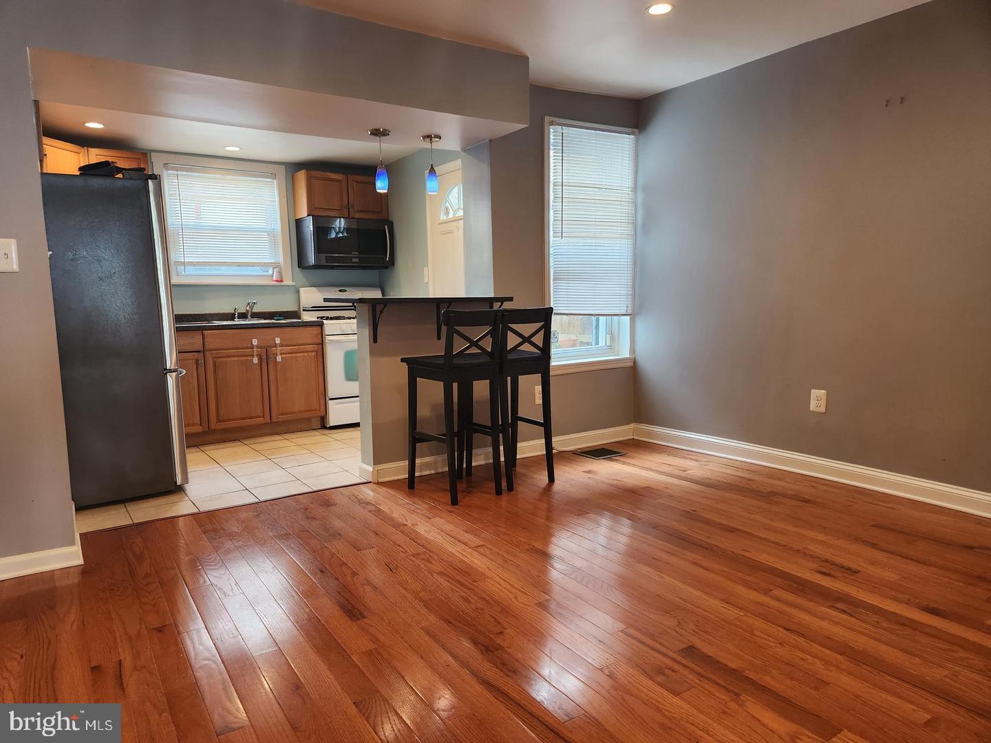 2455 TULIP STREET