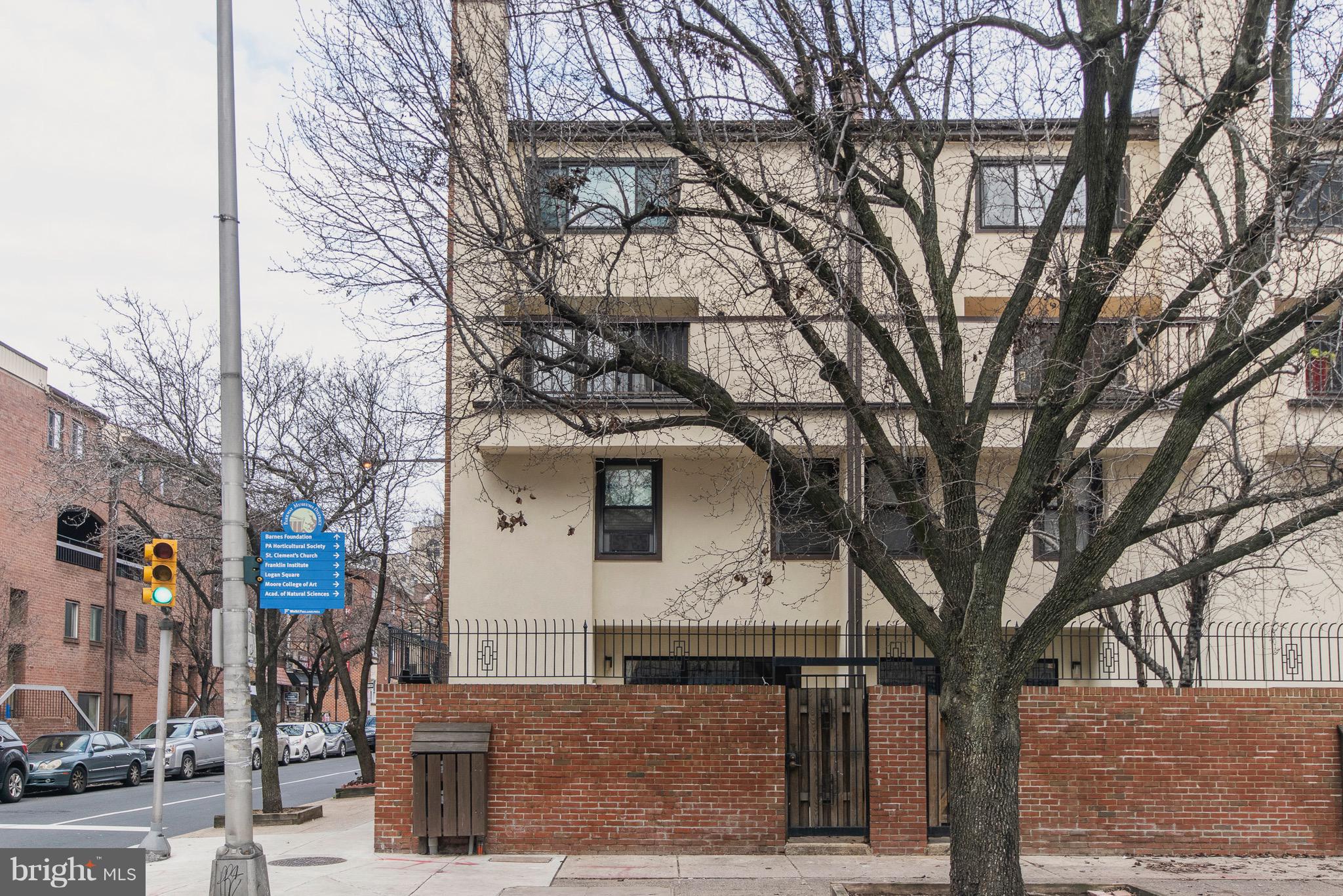 2049 ARCH STREET A