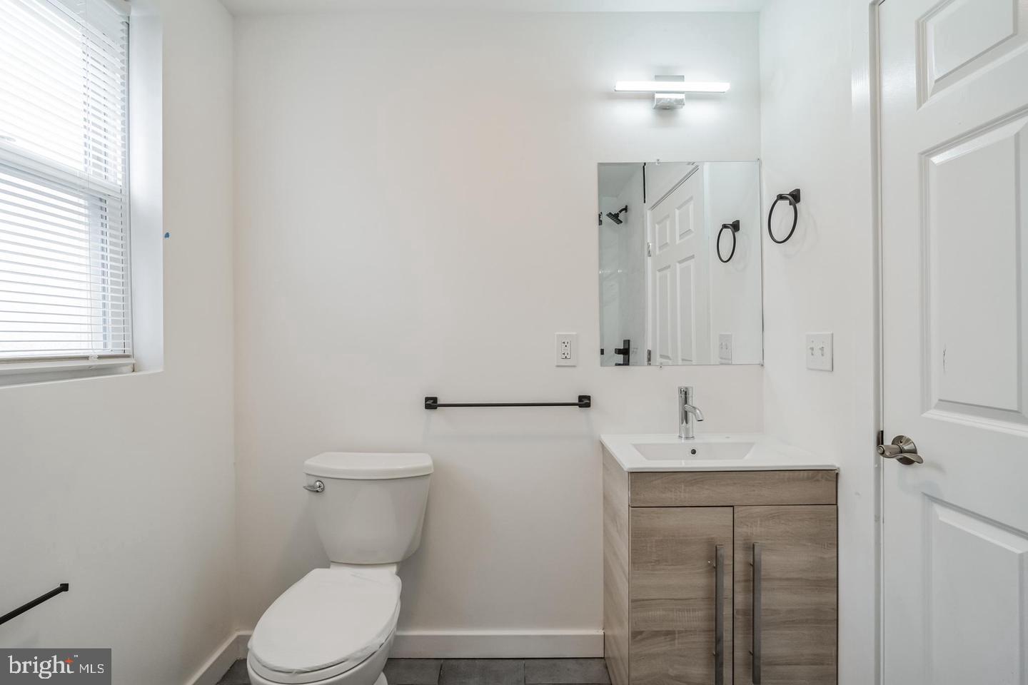 407 S 42ND STREET 1F