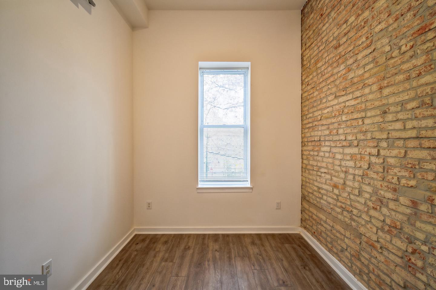 407 S 42ND STREET 1F