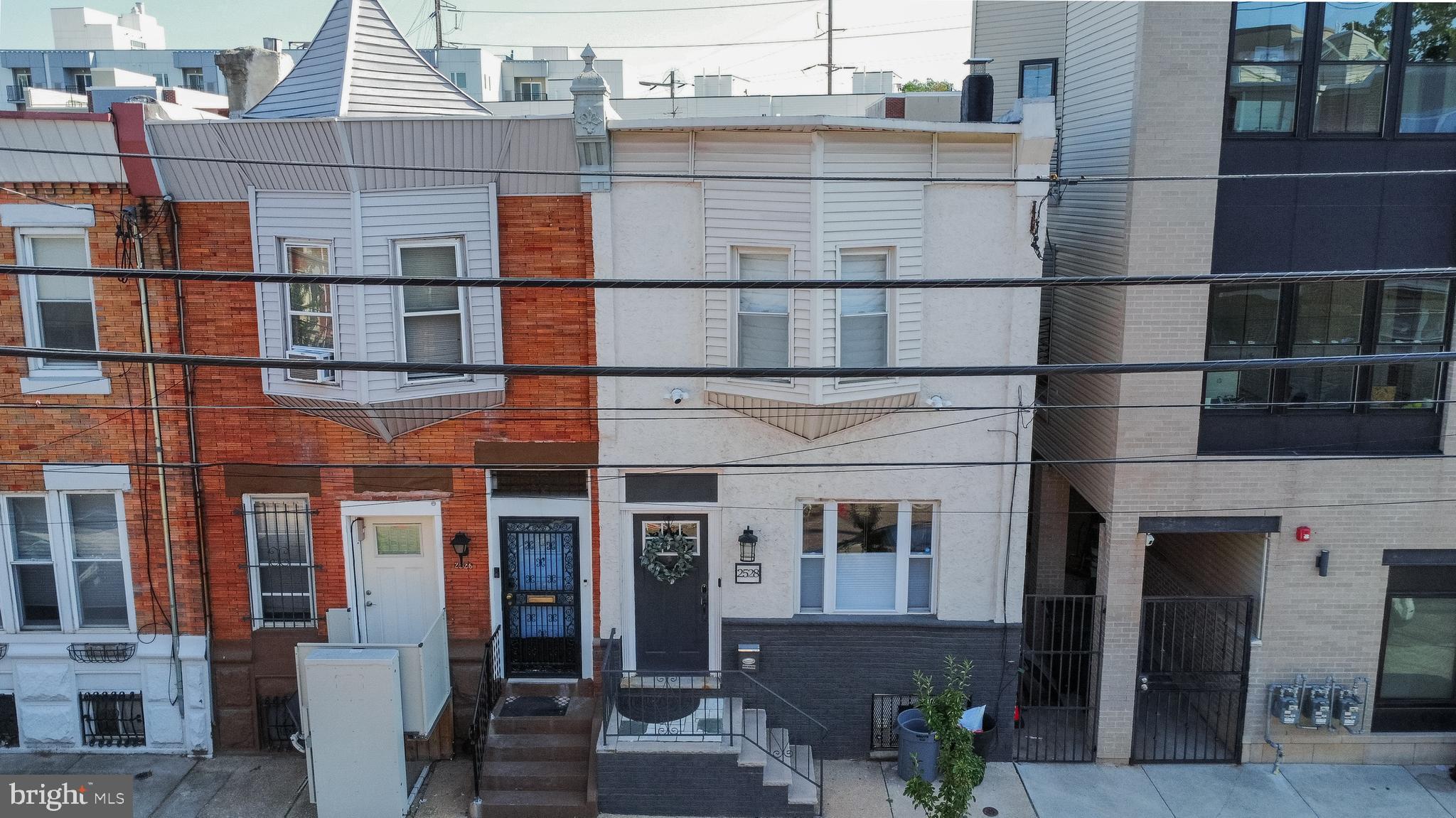 2528 CARPENTER STREET