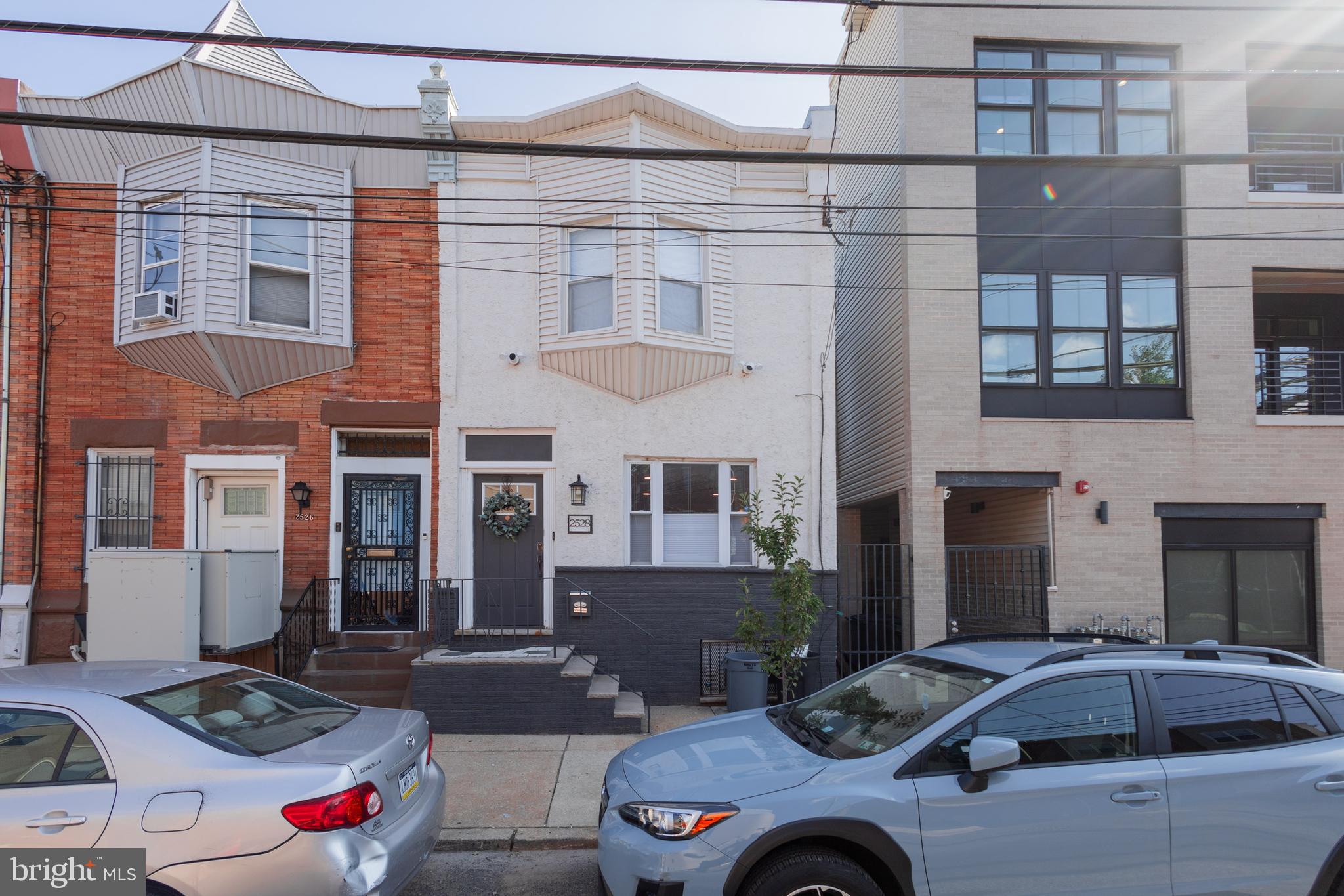 2528 CARPENTER STREET