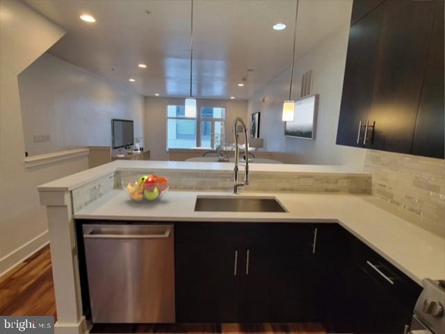 702 N FRONT STREET 12 3