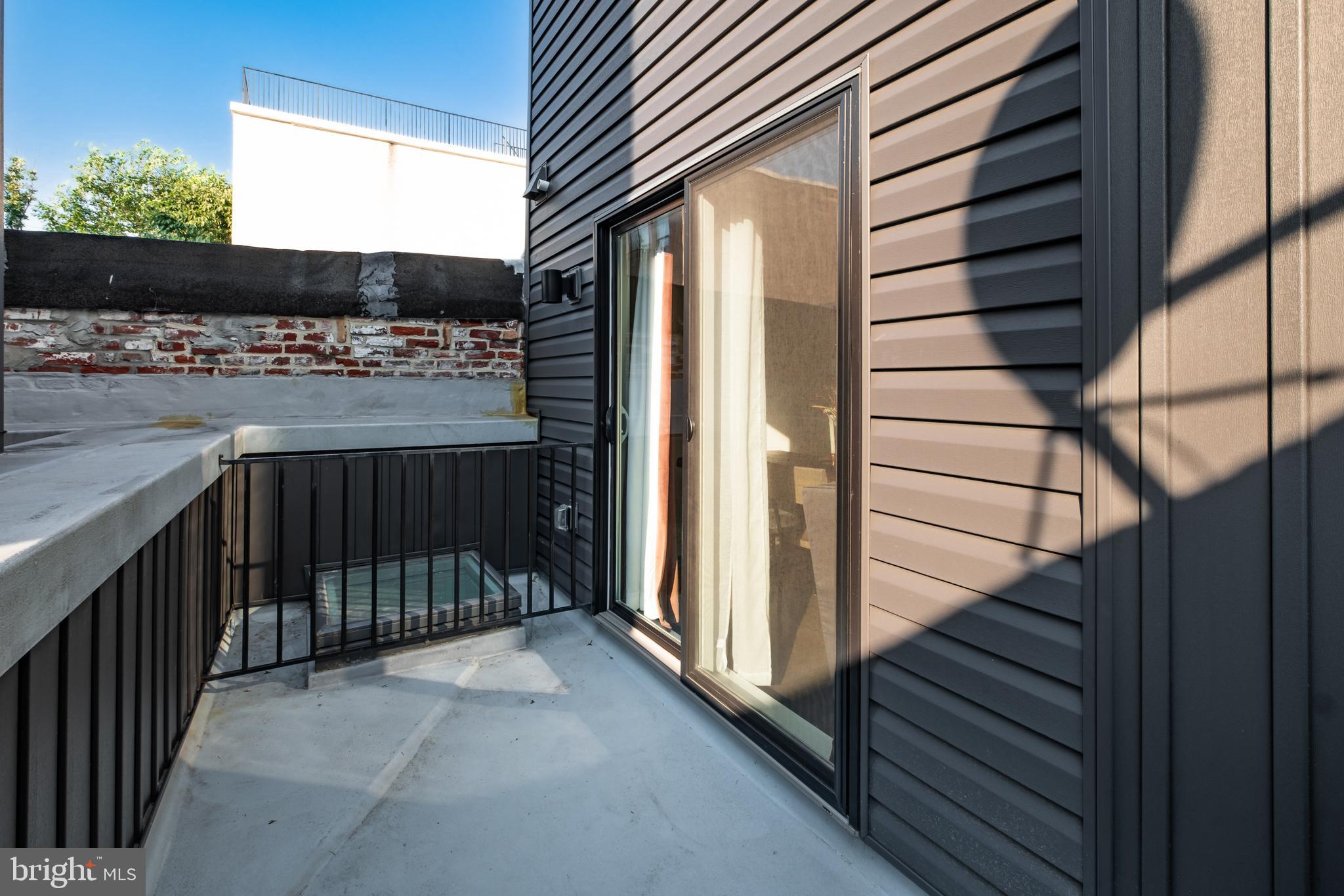 1738 N HANCOCK STREET