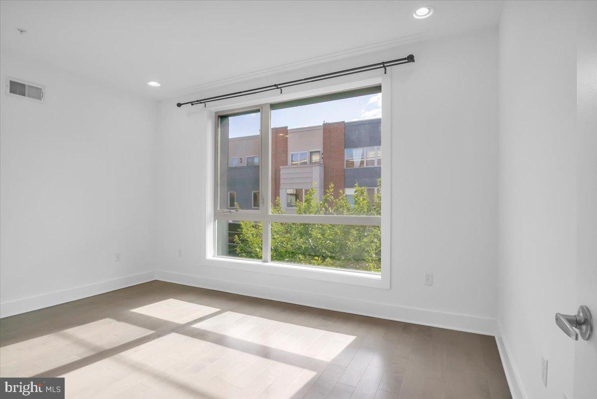 916 N 5TH STREET