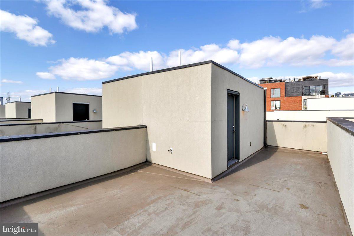 916 N 5TH STREET