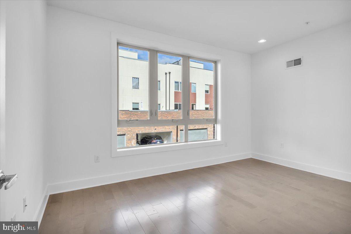 916 N 5TH STREET
