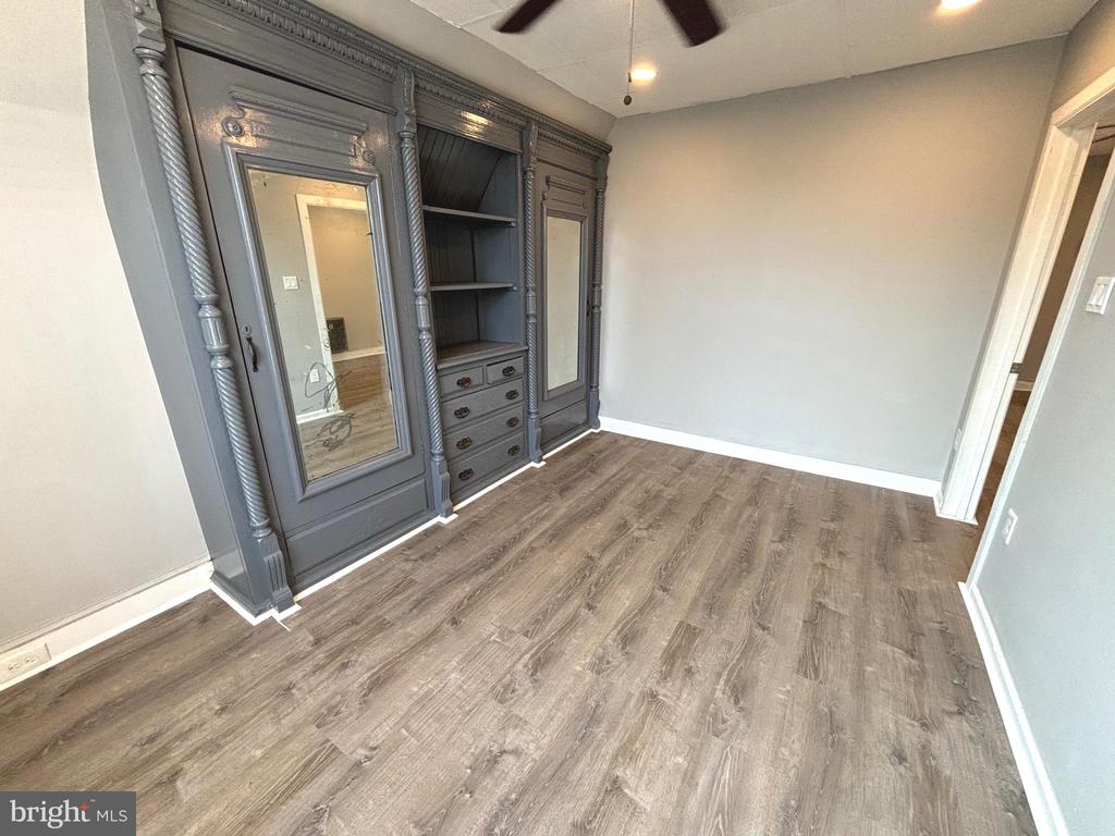 2213 W TIOGA STREET 3A