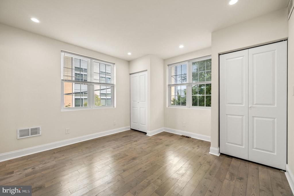 1335 S 46TH STREET