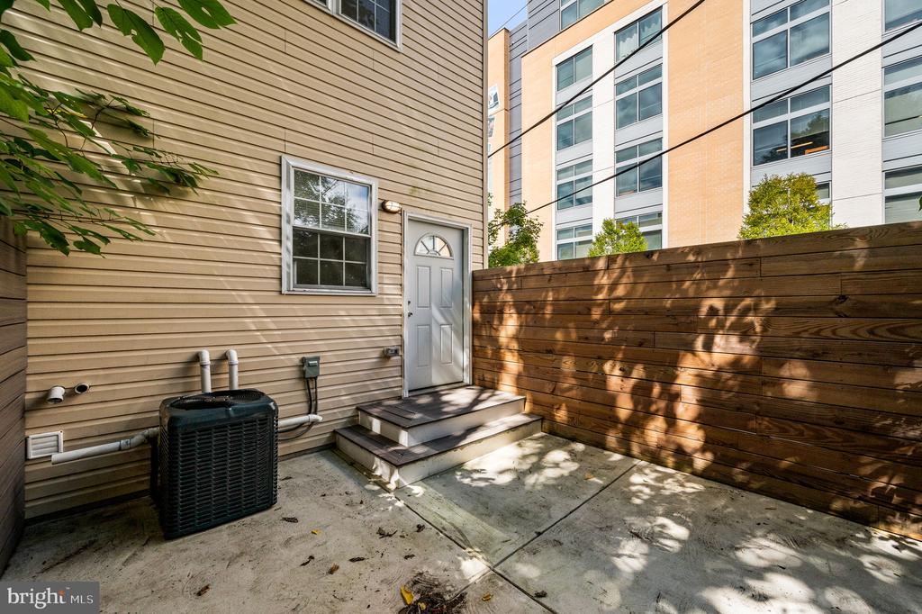 1335 S 46TH STREET