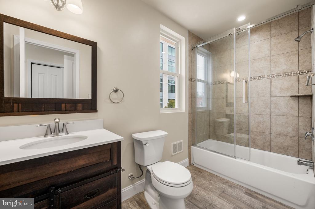 1335 S 46TH STREET